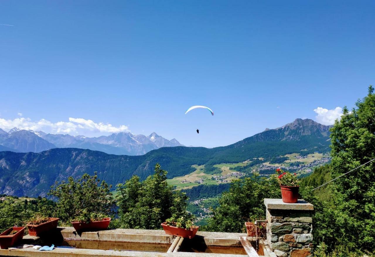 Chez Tonton Wi-Fi Villa Aosta Bagian luar foto