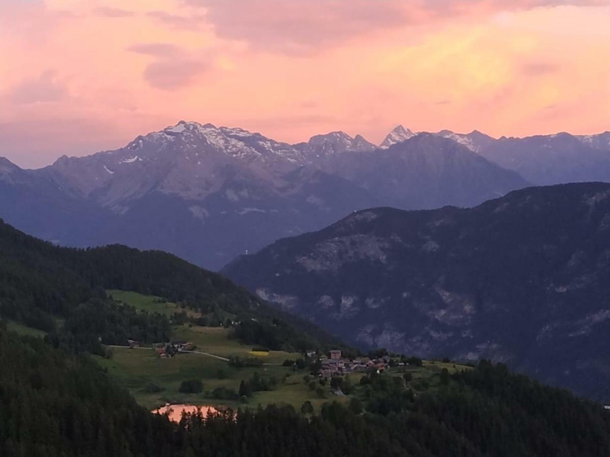Chez Tonton Wi-Fi Villa Aosta Bagian luar foto